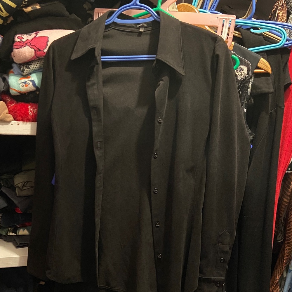 Babaton Elegant Black Blouse